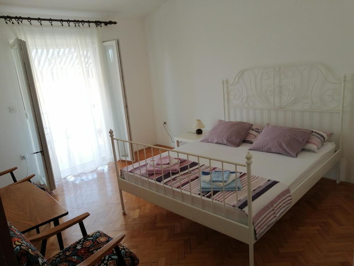 Apartments Stjepic Sukosan Exterior photo
