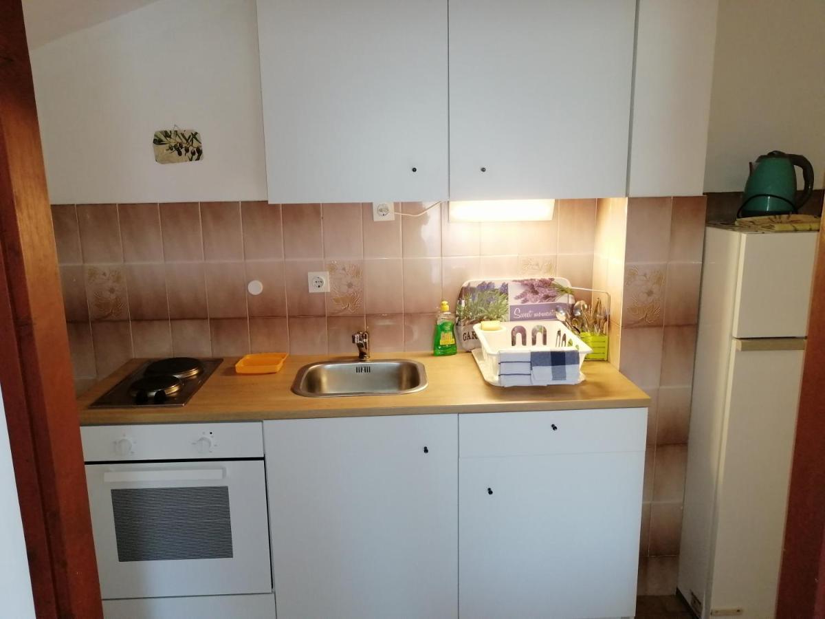 Apartments Stjepic Sukosan Exterior photo
