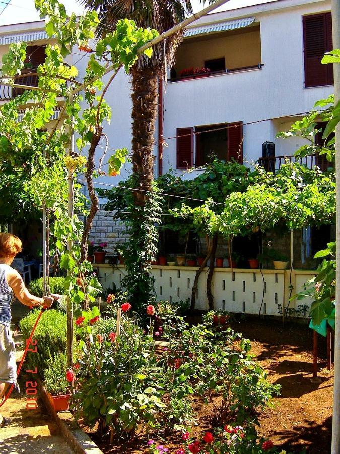Apartments Stjepic Sukosan Exterior photo